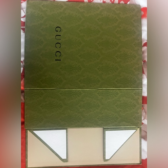 Brand new Gucci gift box - Picture 1 of 1